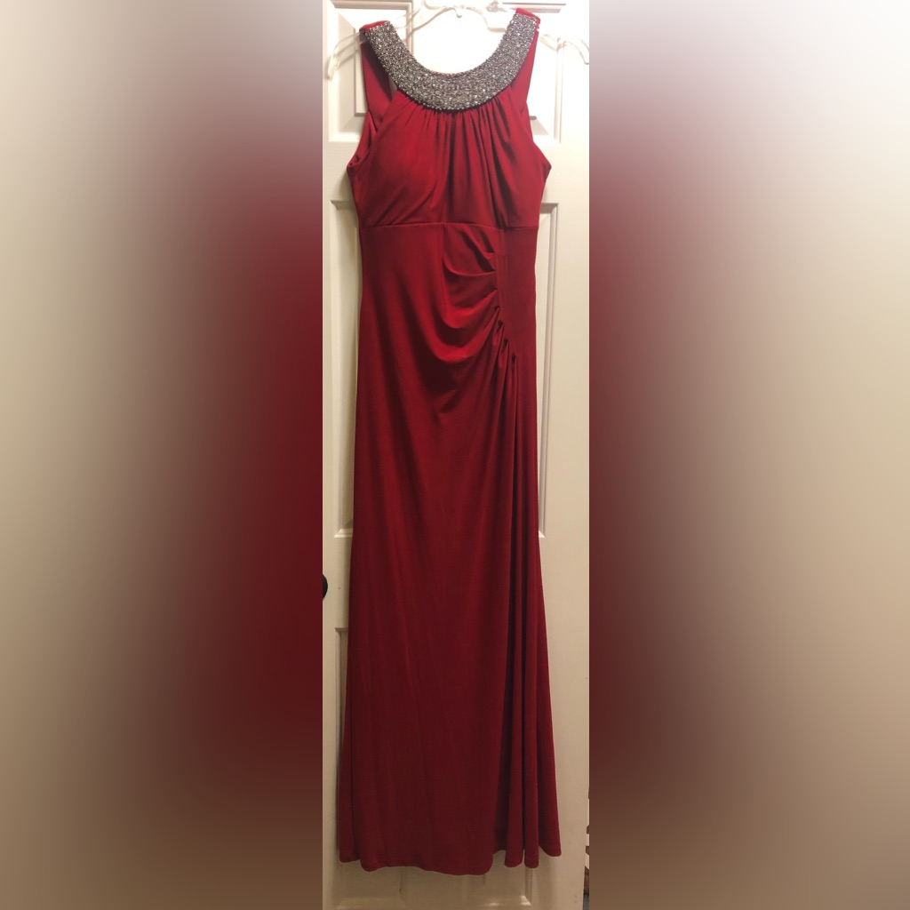 Scarlett Size 6 Formal Gown